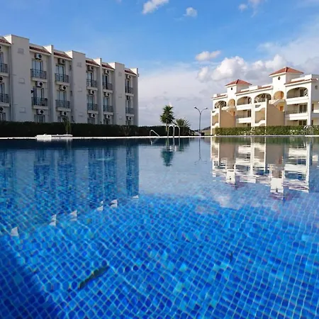 2-bed Apartment, Seaview Resort, Large Communal Pool * Boghaz