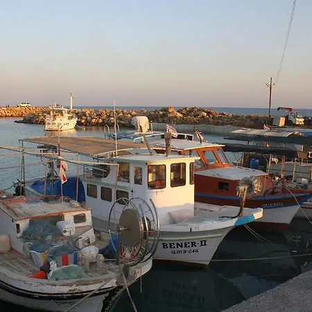 2-bed Apartment, Seaview Resort, Large Communal Pool * Boghaz