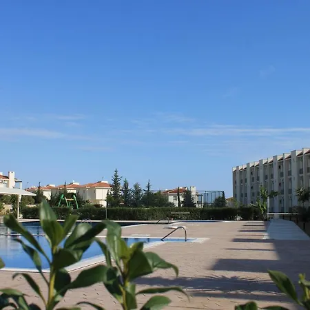 2-bed Apartment, Seaview Resort, Large Communal Pool * Boghaz